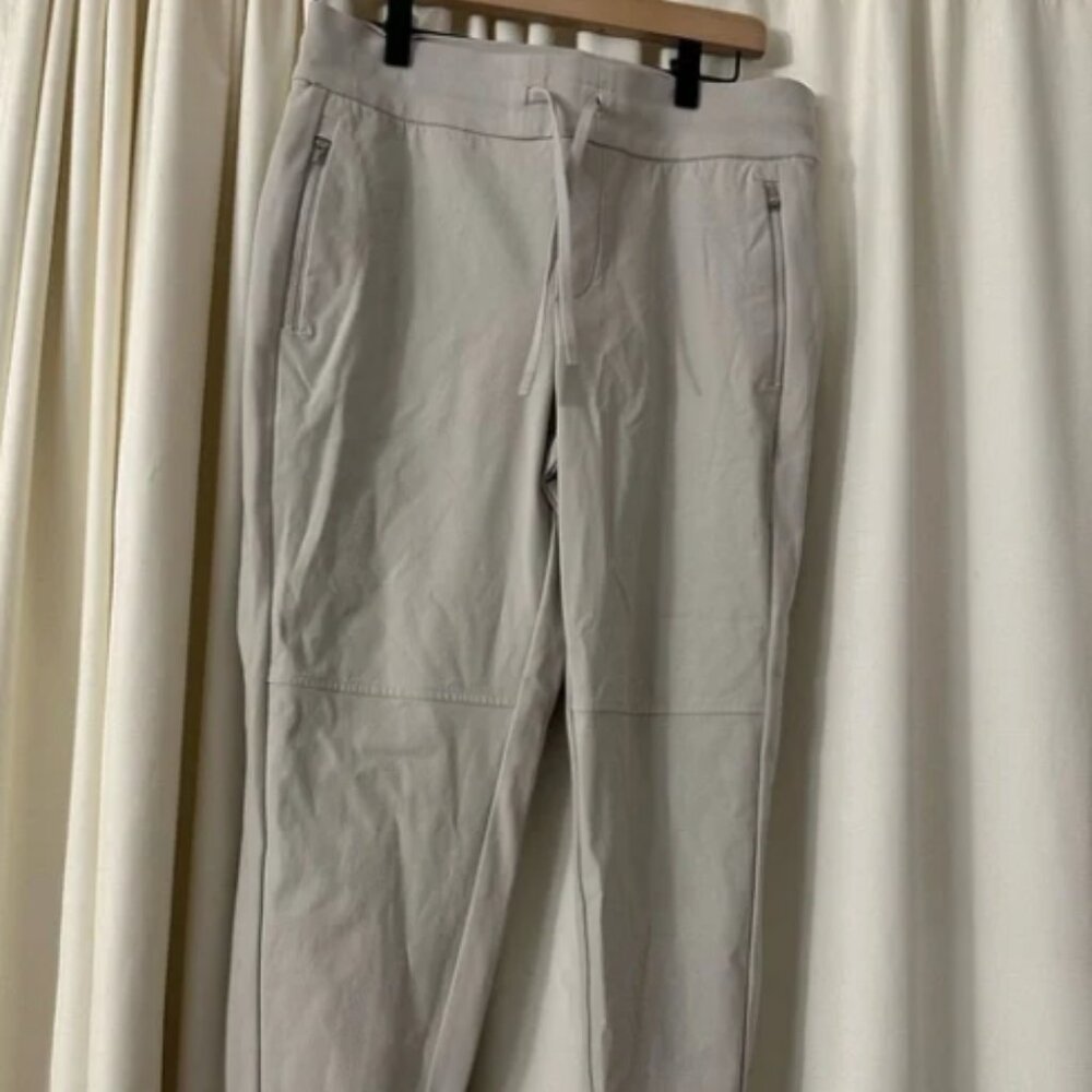 Athleta Headlands Hybrid Trek Joggers. Size 10 Petite 10p - Picture 2 of 4